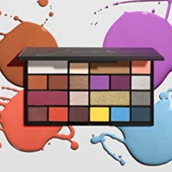 Revolution Beauty Jack Shadow Palette - Picture 2 of 8